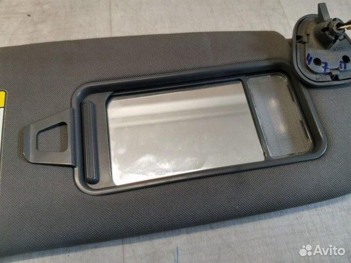 Козырек солнцезащитный правый Geely Emgrand Ec7