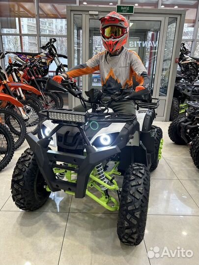Квадрик Avantis хантер 200сс люкс