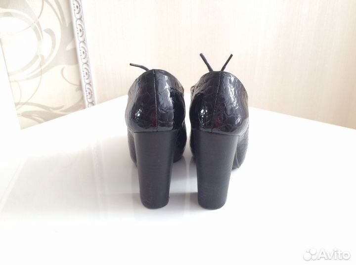 Ботинки б/у, размер 35