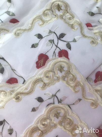 Подарочные комплекты скатерти с салфетками