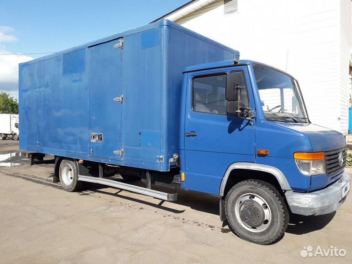 Mercedes-Benz Vario цельнометаллический, 2002