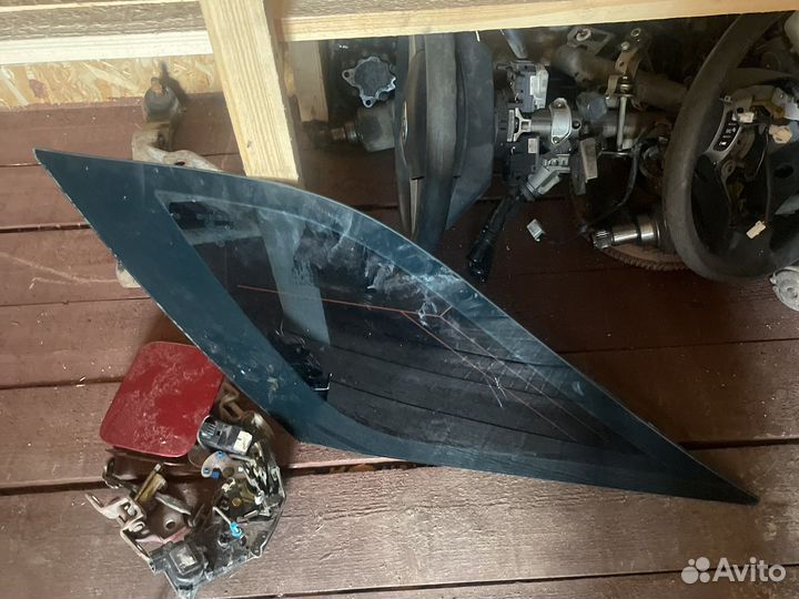 Стекло глухое левое mercedes w164