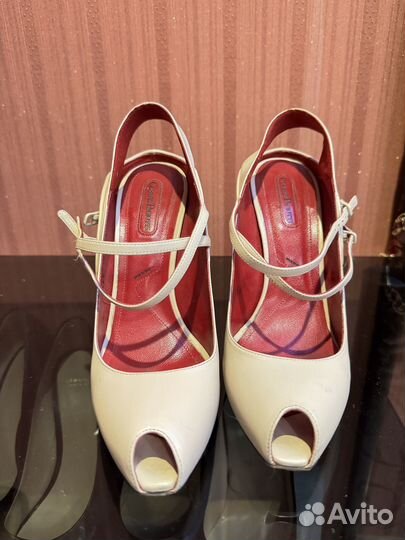 Туфли женские 38 размер