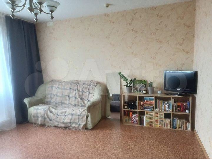 1-к. квартира, 42 м², 6/9 эт.