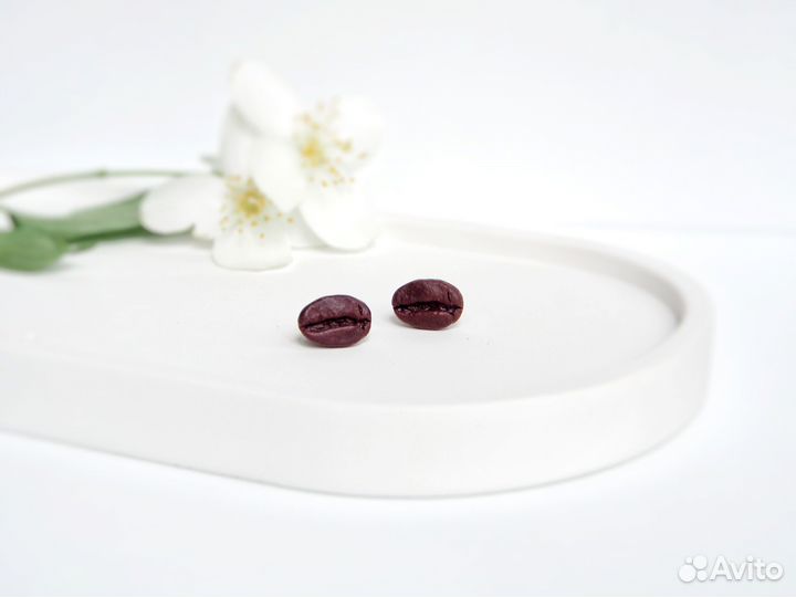 Серьги гвоздики кофе