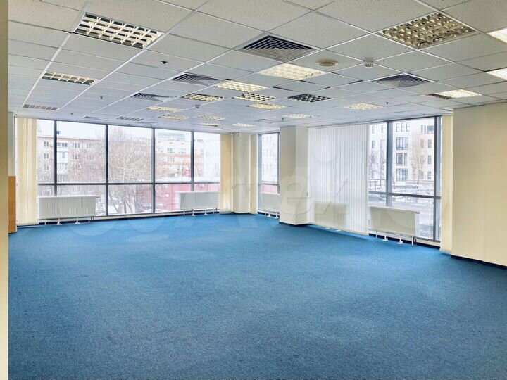 Сдам офисное помещение, 654 м²