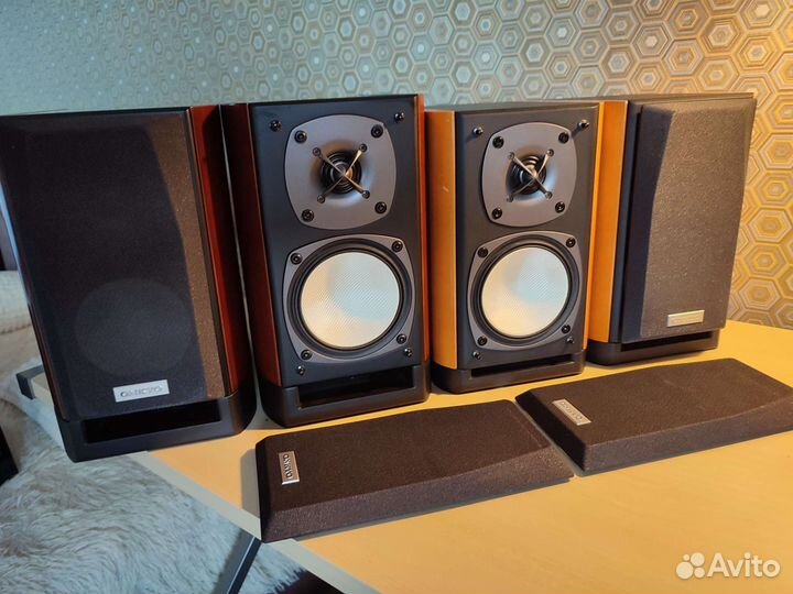 Акустика полочная Onkyo D-112E ltd