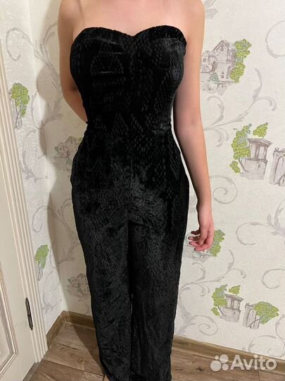 Комбинезон вечерний новый 44