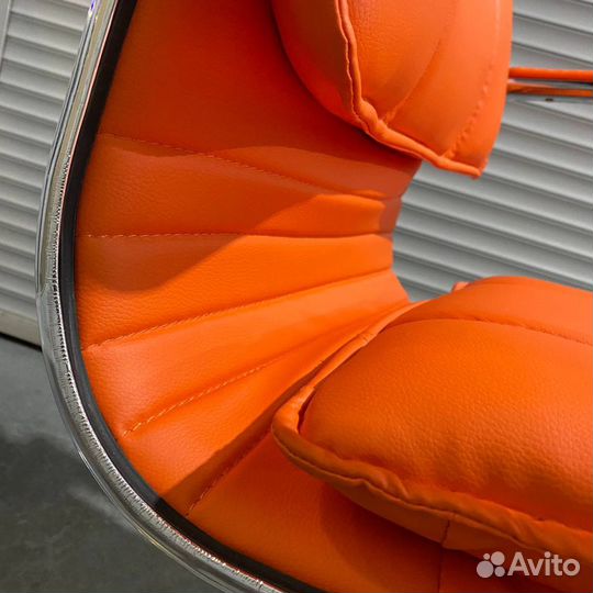 Офисное кресло