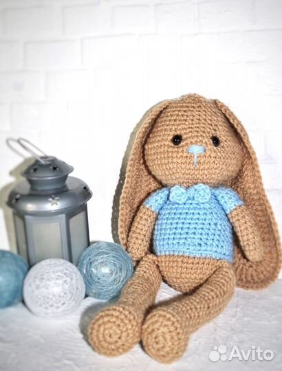 Вязаный зайчик амигуруми