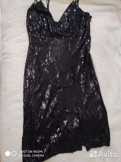 Платье праздничное