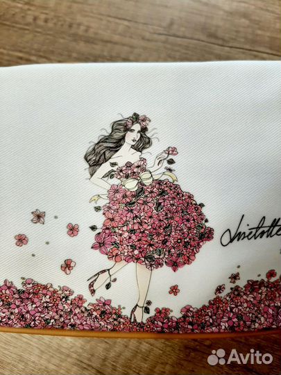 Косметичка дизайнерская Oriflame новая