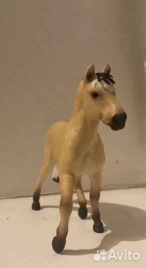 Schleich лошадь