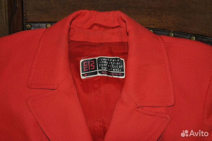 Винтажные пиджаки и свитера