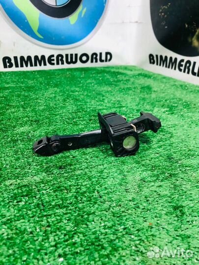 Ограничитель открывания двери задней левой BMW 3