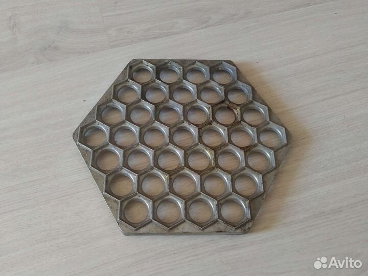 Форма для лепки пельменей