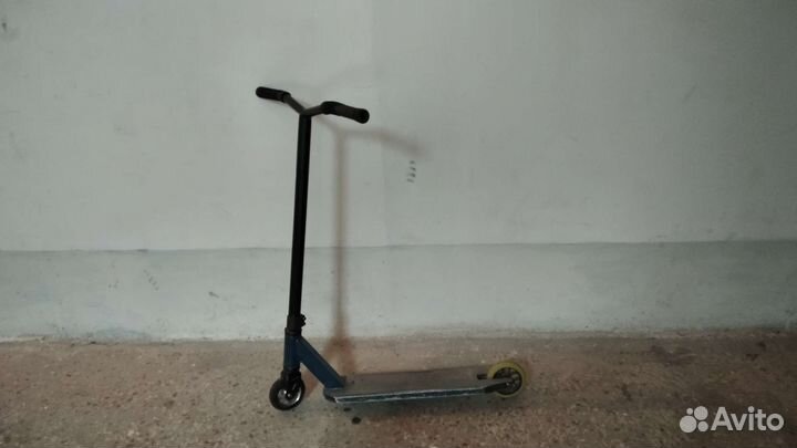 Трюковой самокат