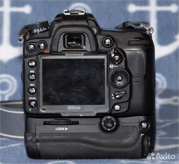 Nikon D7000 body