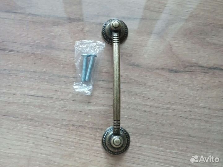 Мебельные ручки латунь новые