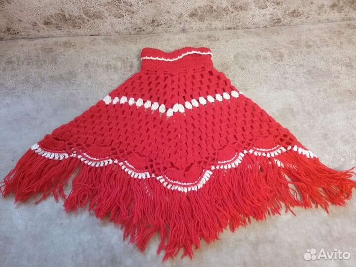Продам или обменяю Пончо ручной вязки, крючком. Но
