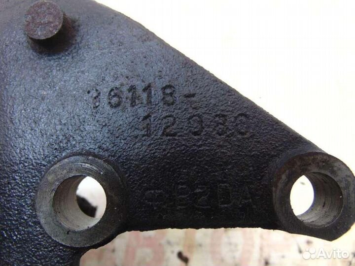 Кронштейн кпп для Toyota Corolla Runx 2001-2006г