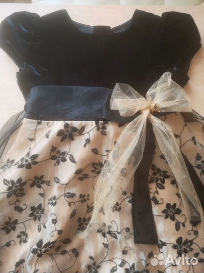 Платье праздничное для девочки