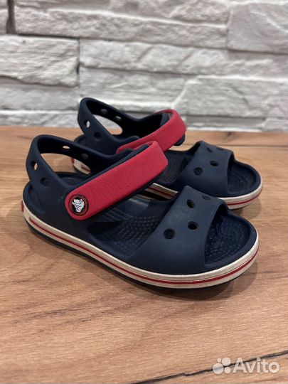 Сандали crocs c8