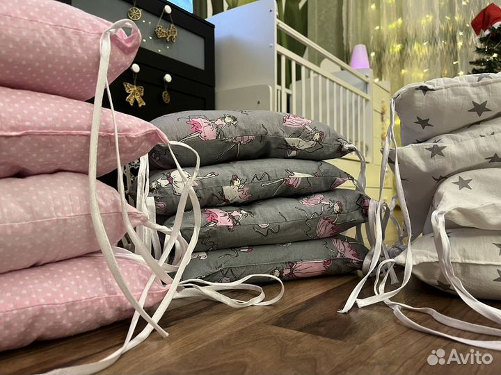 Бортики в кроватку для девочки