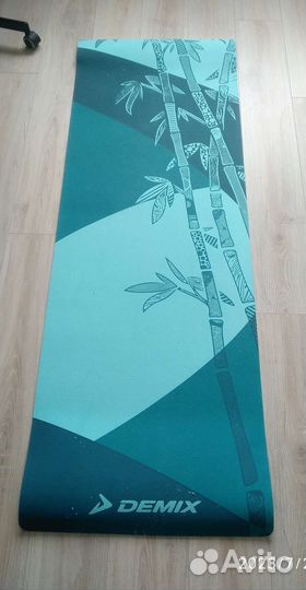 Коврик для йоги и фитнеса