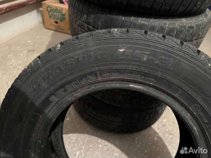 Dunlop Graspic DS3 185/70 R14