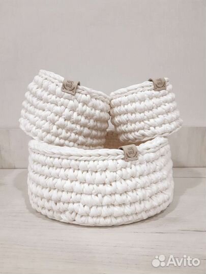 Набор вязаных корзинок