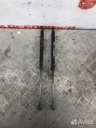 Амортизатор капота Шевроле Лачетти