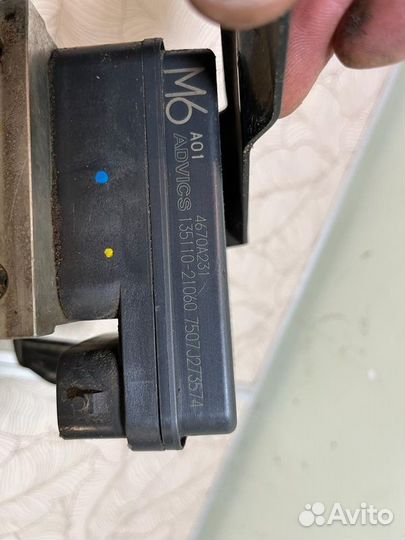 Блок ABS Mitsubishi L200 KB4T 2.5 4D56 2007