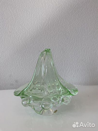 Винтажная ваза из гутного стекла
