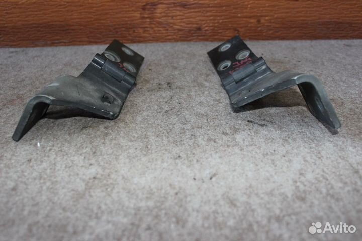 Петли капота Jaguar XJ6 XJR X300