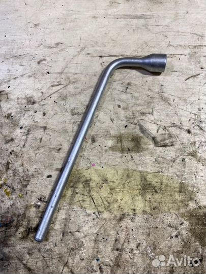 Балонник Mercedes-Benz E-Class W211 M112E32