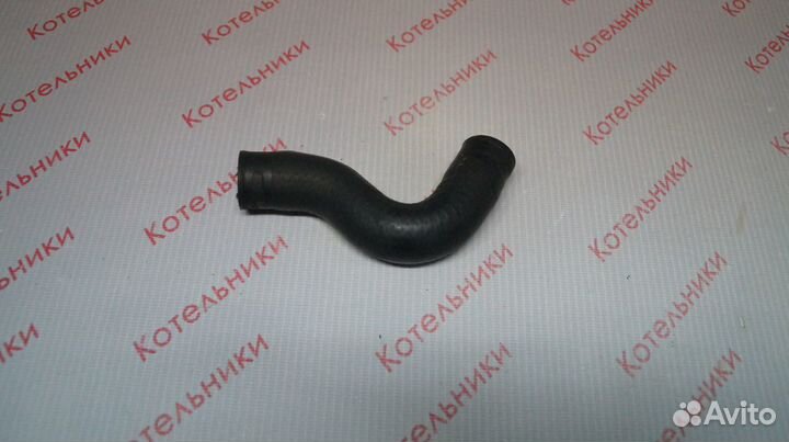 Nissan 14056-5U006 Патрубок водяной