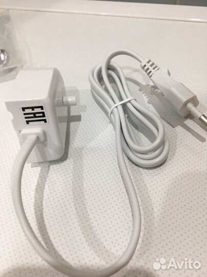 Зарядка и Насадки для электрической щётки Philips