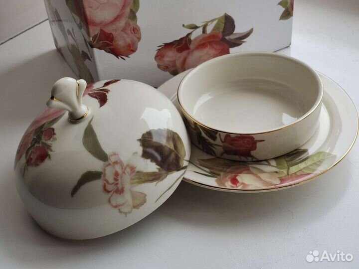 Посуда в подарочной упаковке