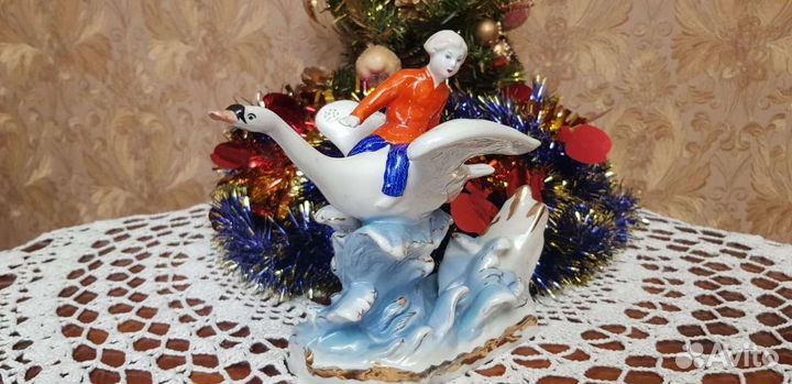 Статуэтка фарфоровая СССР