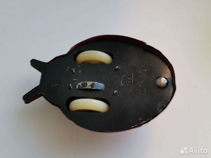 Игрушка Божья коровка инерционная СССР