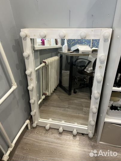 Зеркало с подсветкой