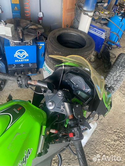 Kawasaki zzr 250 r ex250 ex300 разбор запчасти