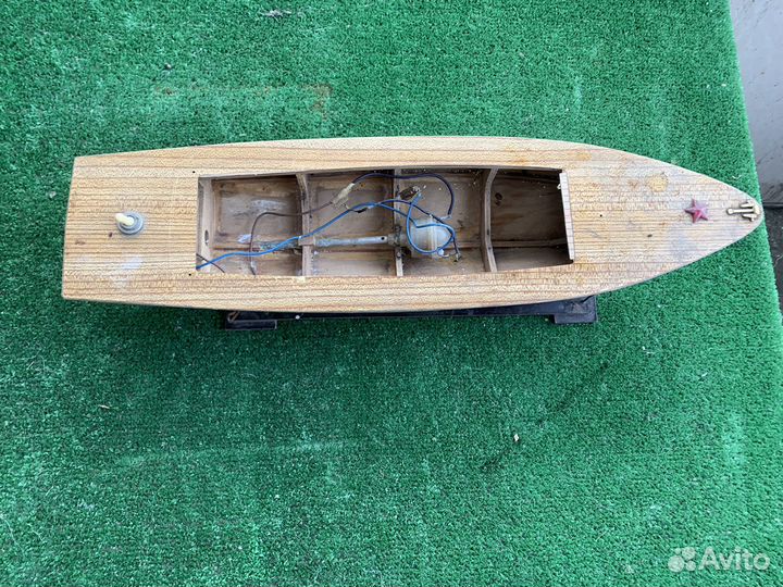 Модель катера