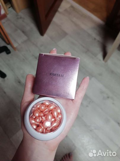 Крем-сыворотка в капсулах рыбках.Новая