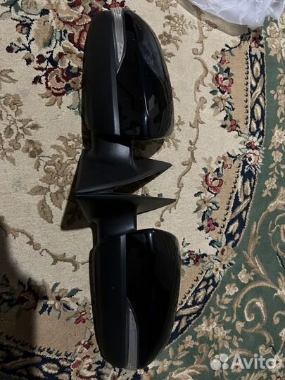 Зеркала на весту