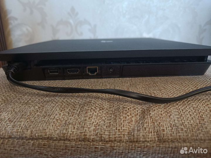 Sony PS4 slim 1tb