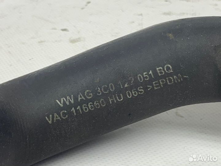 Патрубок системы охлаждения Volkswagen Passat Cc