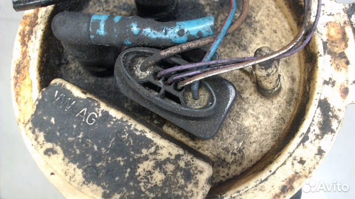 Насос топливный электрический Skoda Octavia (A5)