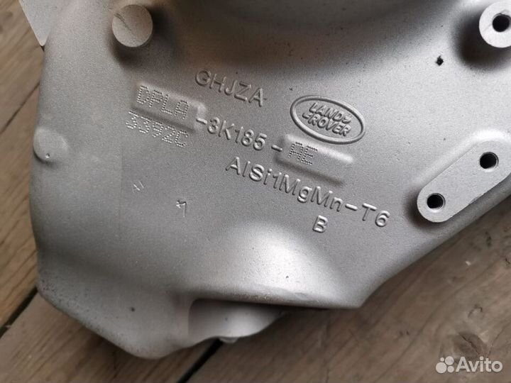 Кулак поворотный Range Rover L405 L494 новый ориги